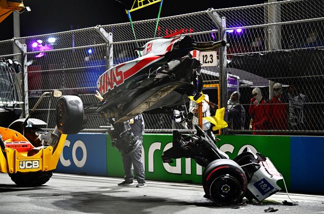 F1, Schumacher: quanto costa il botto a Jeddah e l'allarme di zio Ralf