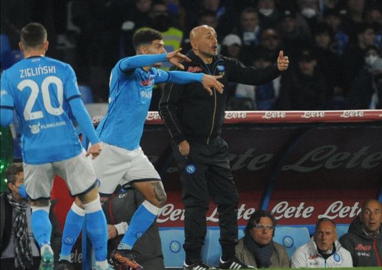 Napoli, l'appello a Spalletti: Devi fare come con Totti, adesso basta