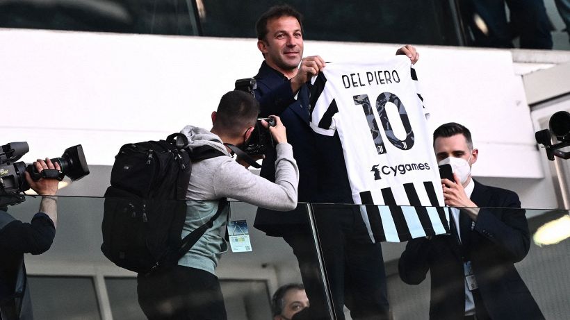 Juventus, ritorno in società per Del Piero: i tifosi fanno festa