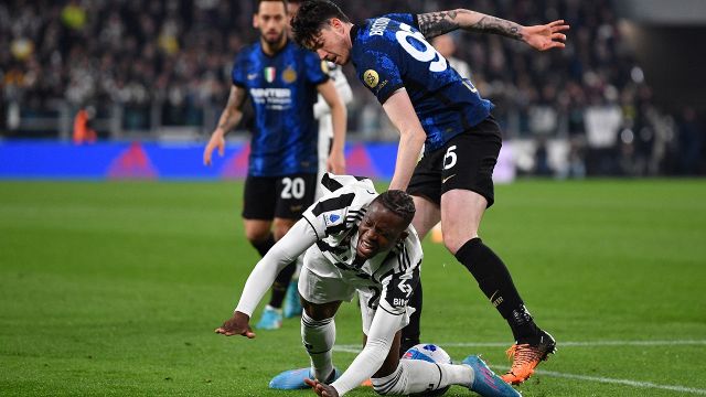 Juve-Inter, caos Irrati: su Dumfries e Zakaria c'era rigore?