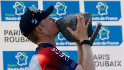 Parigi-Roubaix: vittoria per distacco di Van Baarle