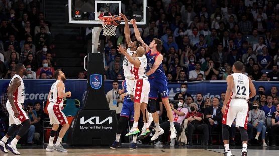 Eurolega, finisce il sogno dell'Olimpia Milano: Efes alle Final four