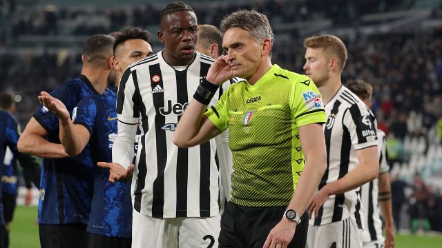 Juventus, la designazione arbitrale per la Roma fa infuriare i tifosi