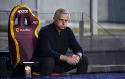 Mourinho, conferenza da leggenda: i tifosi della Roma sono scatenati