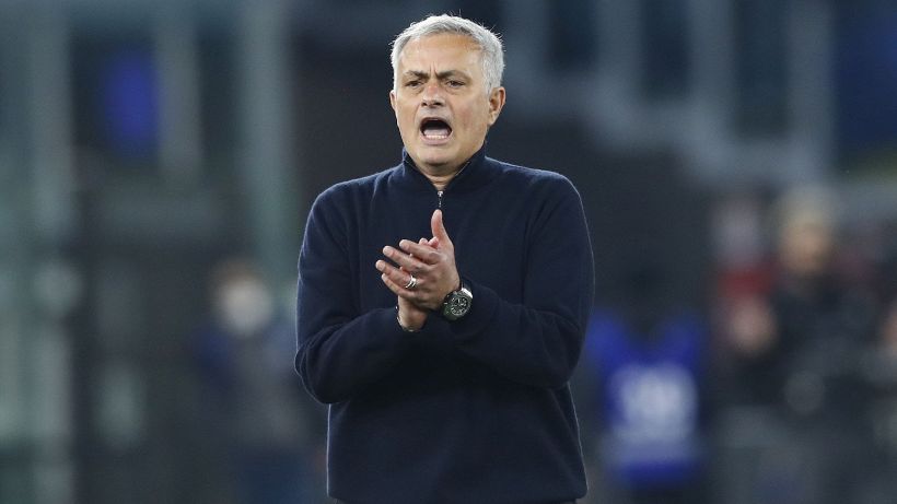Napoli-Roma, Mourinho: "Rigore su Zaniolo, Zanoli andava espulso"