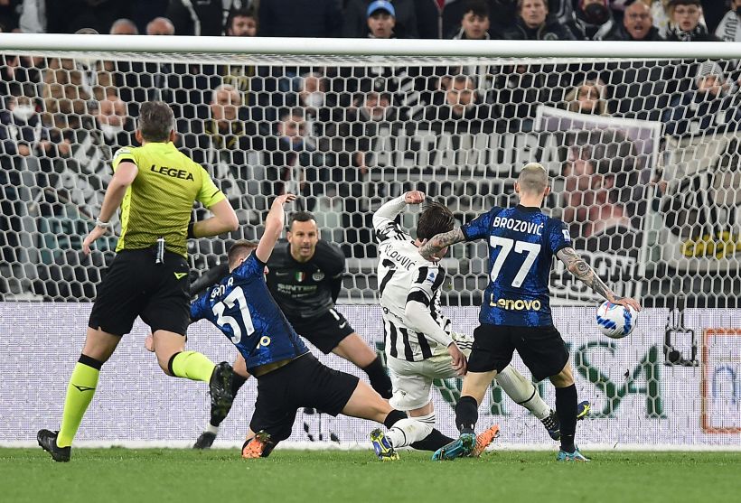 Inter, la vittoria contro la Juve non placa i tifosi: Deve andare via