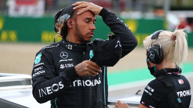 F1, Jacques Villeneuve: "Mercedes e Hamilton devono imparare a perdere"