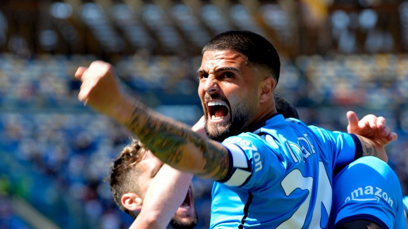 Napoli-Genoa: striscioni d'amore per Insigne al Maradona