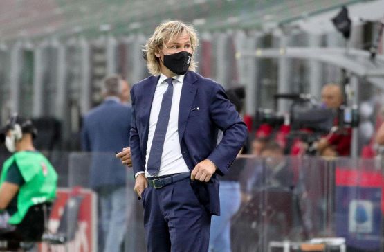 Juventus: Le smorfie polemiche di Nedved in tribuna scatenano il web