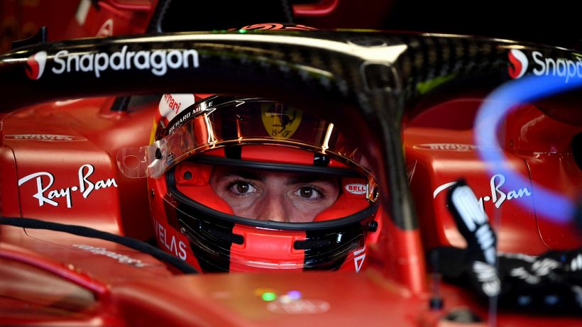F1: dominio Ferrari nelle prime libere a Melbourne, Vettel nei guai