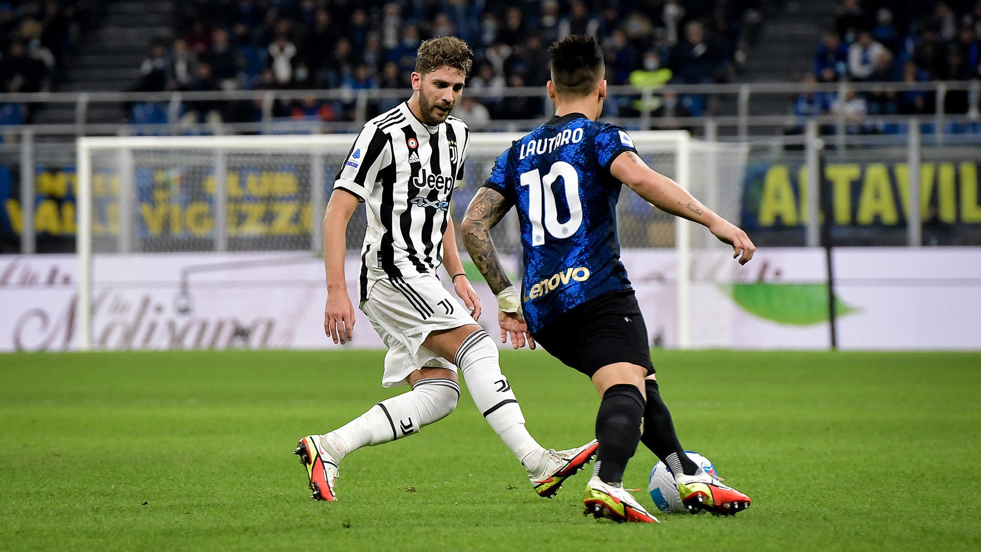 Si gioca Juventus-Inter: le curiosità sul Derby d'Italia in immagini