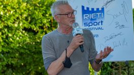 Calcio, striscione per Stefano Tacconi