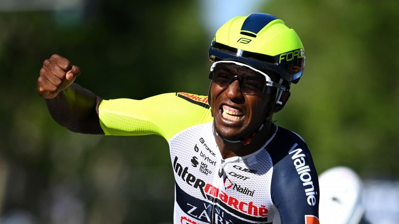 Giro d'Italia 2022, 10^ tappa: vittoria storica di Biniam Girmay