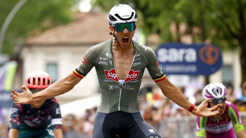 Giro d'Italia 2022: De Bondt vince la diciottesima tappa