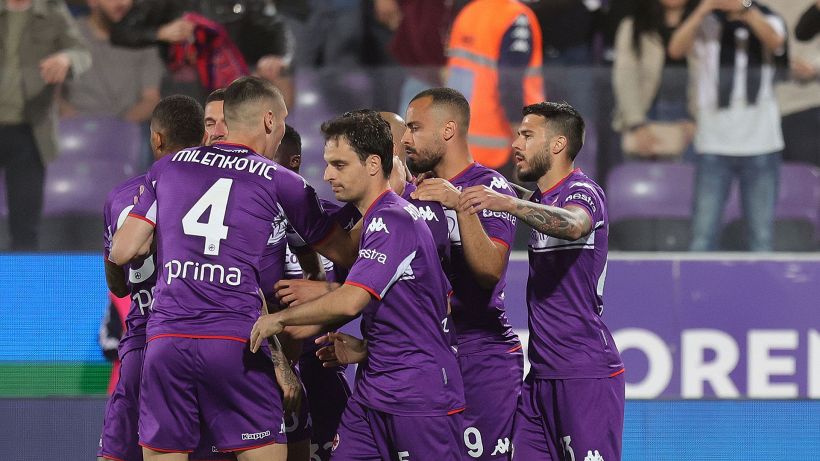 La Fiorentina infiamma la lotta per l'Europa, Roma battuta. Le pagelle