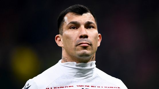 Bologna, ufficiale il rinnovo di Gary Medel