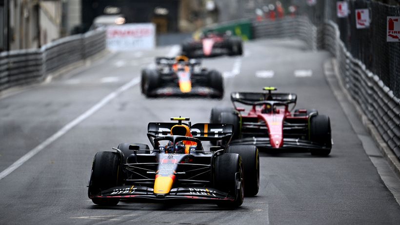 F1, GP Monaco: disastro Ferrari, rabbia Leclerc. Vince Perez, 2° Sainz