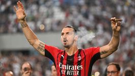 Milan, Ibrahimovic show: si glorifica, si vendica e parla di futuro