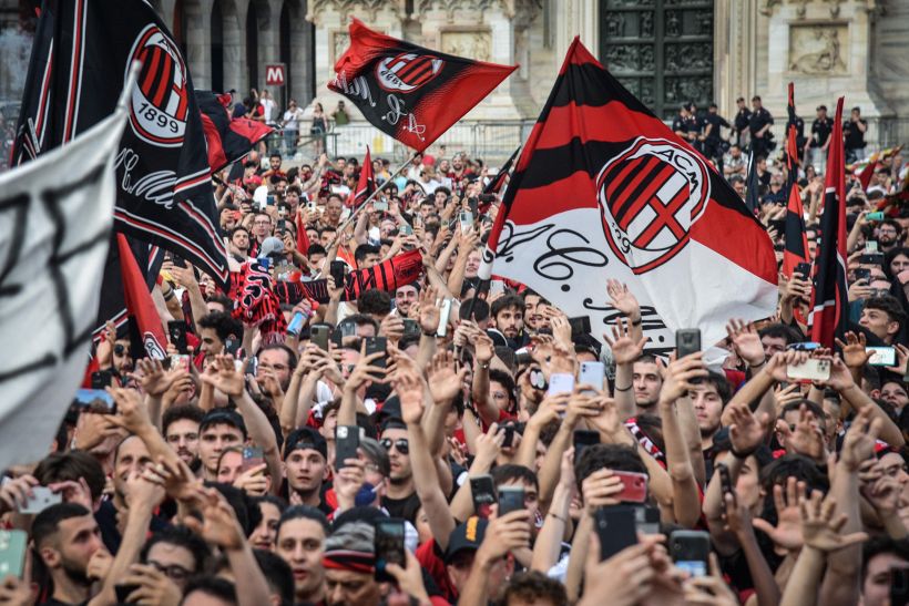Milan, cresce l'ansia dei tifosi: Tutti presenti all'appello tranne uno