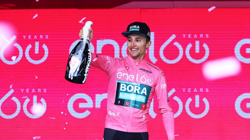 Giro d'Italia 2022: conclusione all'Arena di Verona, Hindley vede la vittoria persa due anni fa