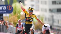 Giro d'Italia 2022: Bouwman vince la settima tappa, Lopez sempre in rosa