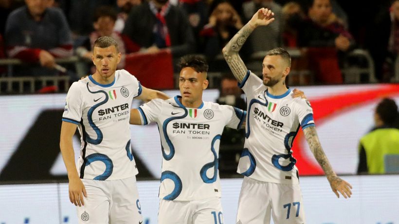 L'Inter vince con Lautaro e annulla la festa al Milan. Le pagelle