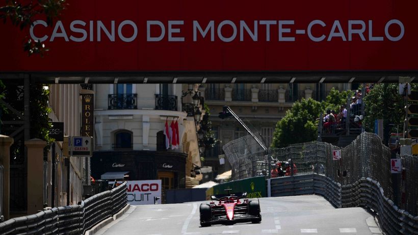 F1, FP2 a Monaco: dominio Ferrari, Leclerc batte Sainz