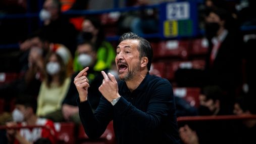 Basket, coach Banchi si gode l'impresa di Pesaro