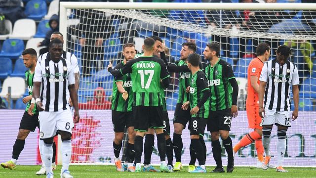 Serie A, Bologna-Sassuolo 1-3: Scamacca e Berardi conquistano il Dall'Ara