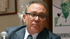 Enrico Varriale fa causa alla Rai: chiede di essere reintegrato nel mezzo del processo. 'Voglio una trasmissione'