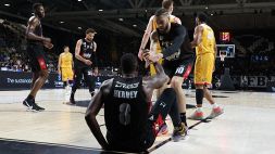 Playoff LBA: la Virtus Segafredo si porta sul 2-0 contro Pesaro