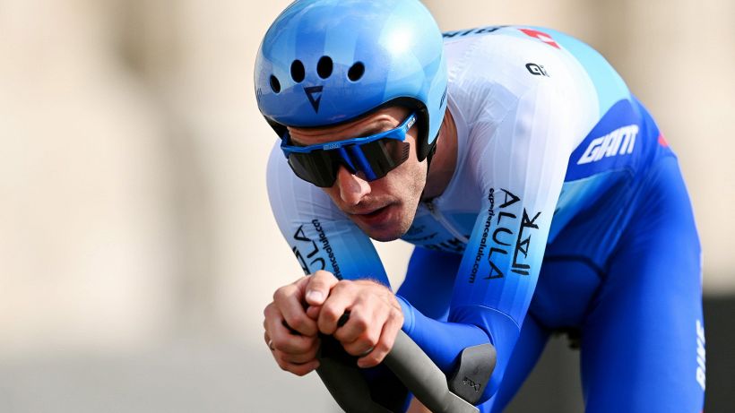 Giro d'Italia, seconda tappa: vince Yates, strepitoso Nibali