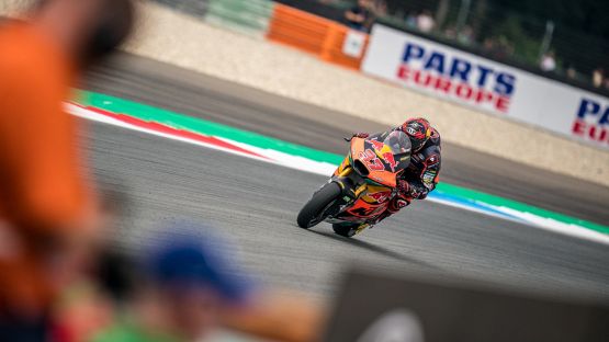 Moto2, FP3 Assen: Augusto Fernandez il più veloce