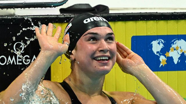 Nuoto, Benedetta Pilato da sogno: oro nei 100 rana a Budapest