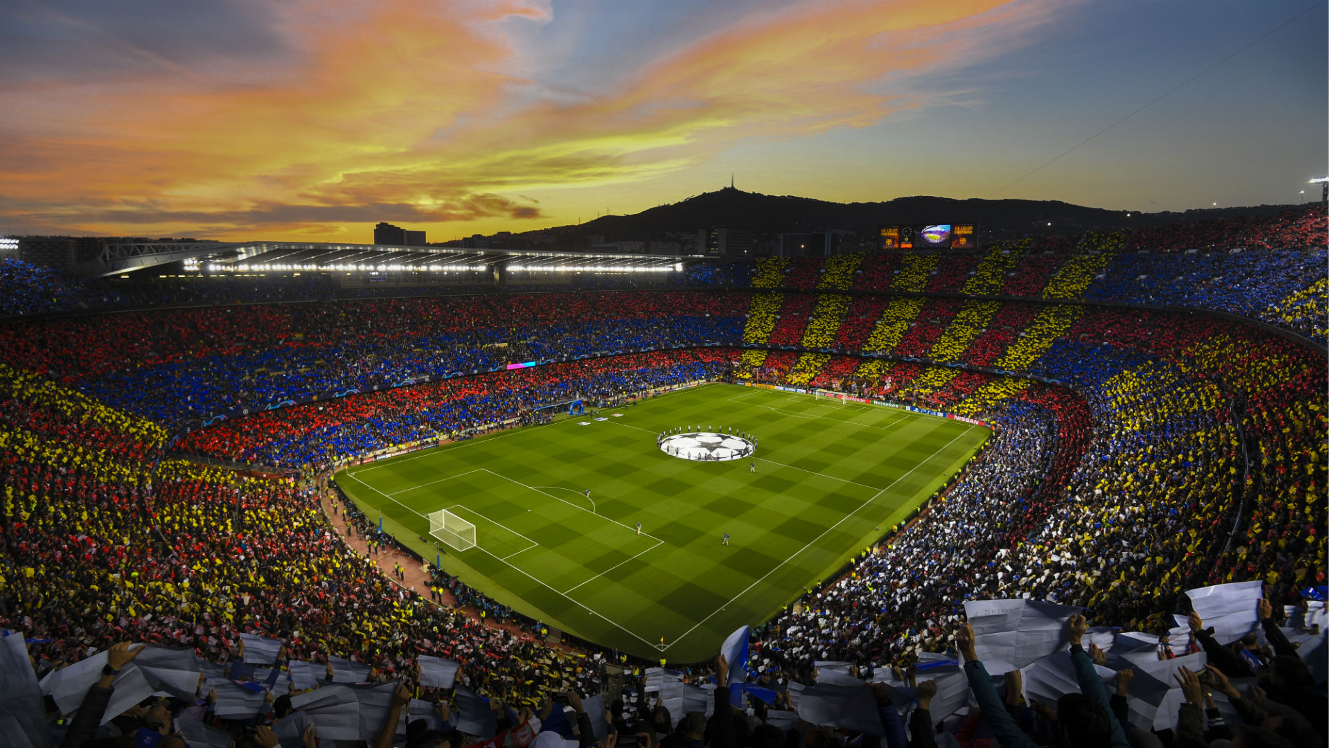 I cinque stadi più iconici al mondo: le foto
