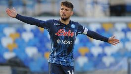 L'ultimo omaggio di Mertens a Napoli, tifosi partenopei scatenati