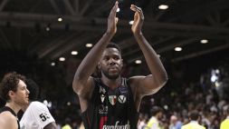 Finali scudetto: la Virtus Bologna batte Milano in gara-5 e accorcia le distanze