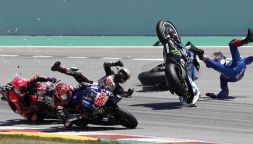 La spaventosa fotosequenza dell'incidente al GP di Catalogna: Nakagami miracolato