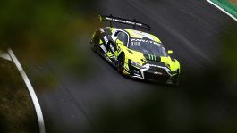 Un testacoda ferma la rimonta di Valentino Rossi: quindicesimo