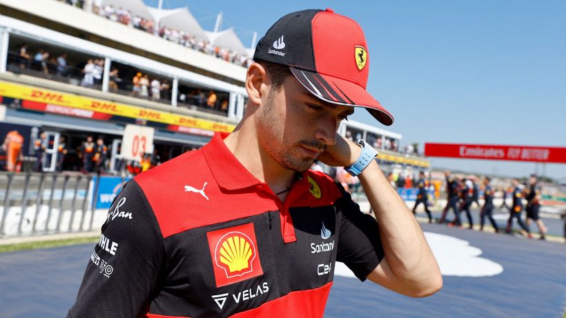 F1, Leclerc: "Se perderemo il titolo per 32 punti sarà colpa mia". Sainz: "Non ho capito la strategia"