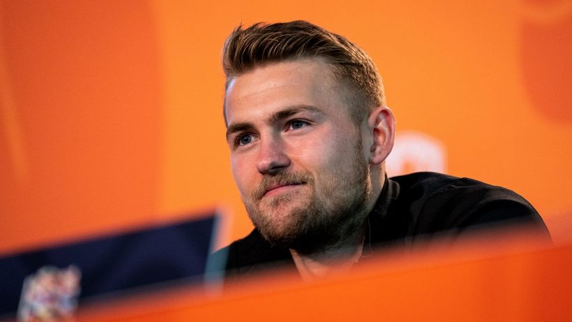 Calcio, torna a parlare De Ligt: "Non ho mai attaccato la Juventus"