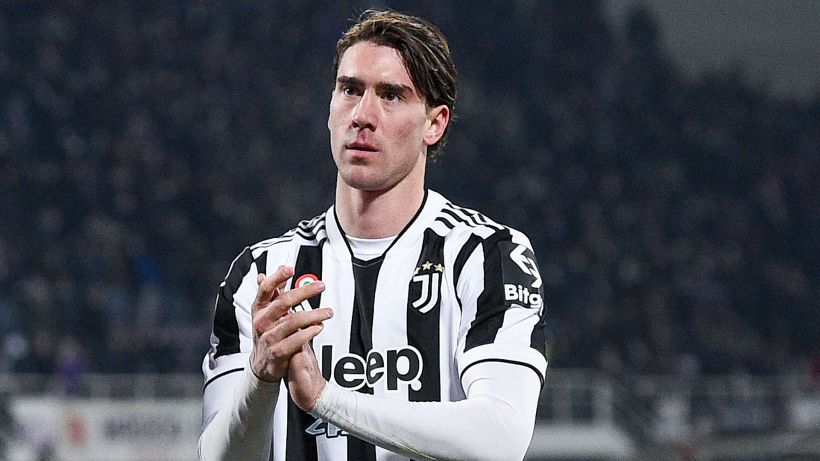 Juve, Vlahovic con Allegri non va: occhio allo Manchester United sul mercato