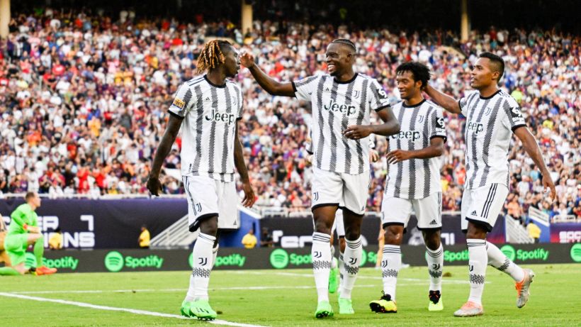 La Juventus tiene testa al Barcellona, brilla Kean