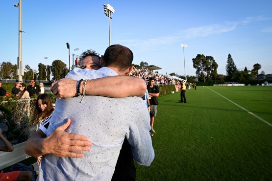 Juventus: due leggende in visita nel ritiro Usa, fan in delirio. Le foto
