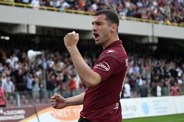 Salernitana, l'accordo per avere Bonazzoli dalla Samp si avvicina