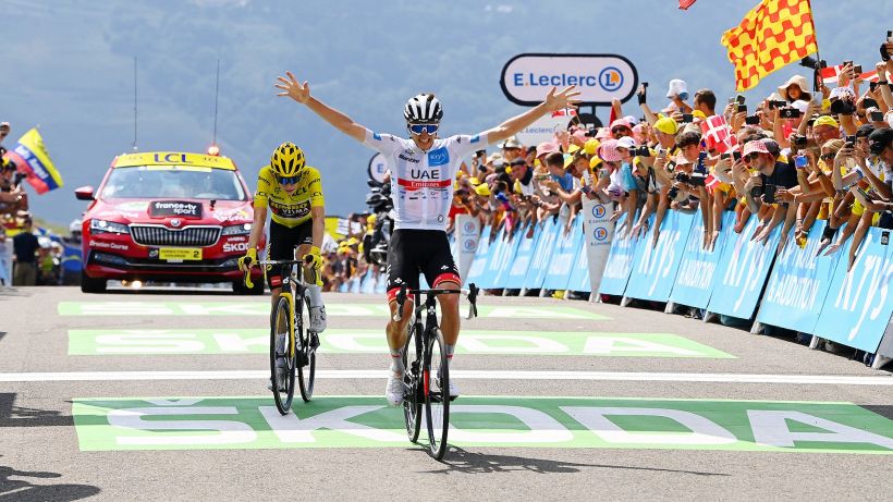Tour de France 2022: a Peyragudes Pogacar piega Vingegaard che è sempre in giallo