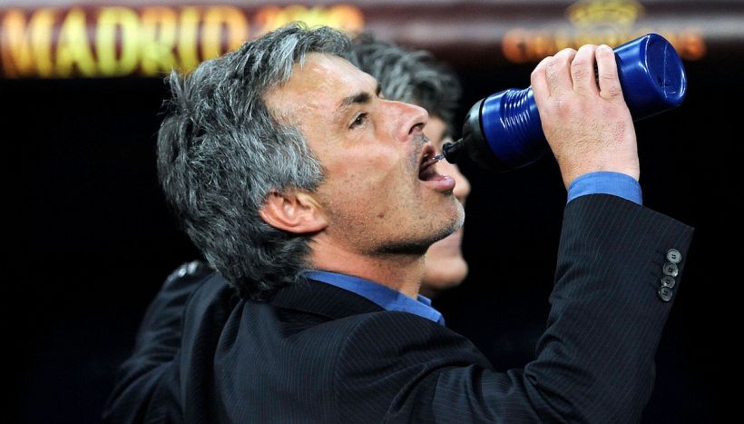 Mourinho rievoca il Triplete e svela in che modo lasciò l'Inter