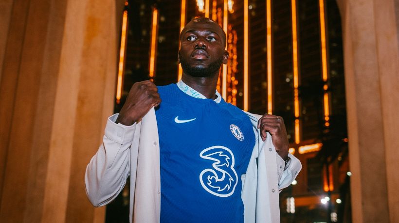 Koulibaly risponde ai rumors sull'Inter: "Sono tranquillo qui"