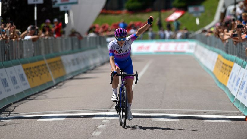 Giro Donne 2022: nona tappa a Faulkner, Cavalli guadagna su Van Vleuten