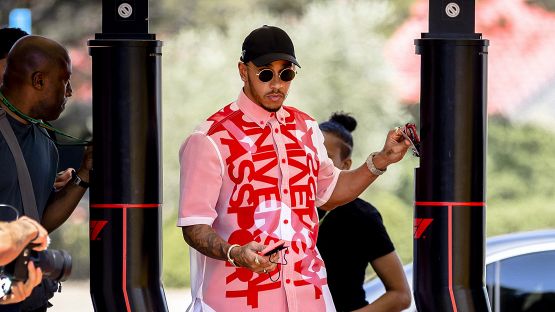 La Formula 1 arriva a Le Castellet, attesissime le Ferrari: le foto